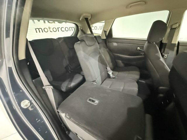 Kia Carens 3 Silver #19