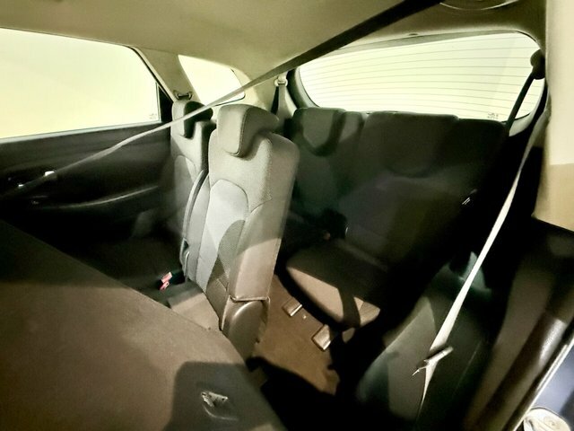 Kia Carens 3 Silver #18