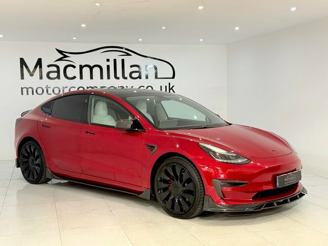 Tesla Model 3 Dual Motor Long Range Saloon 4 Red #3