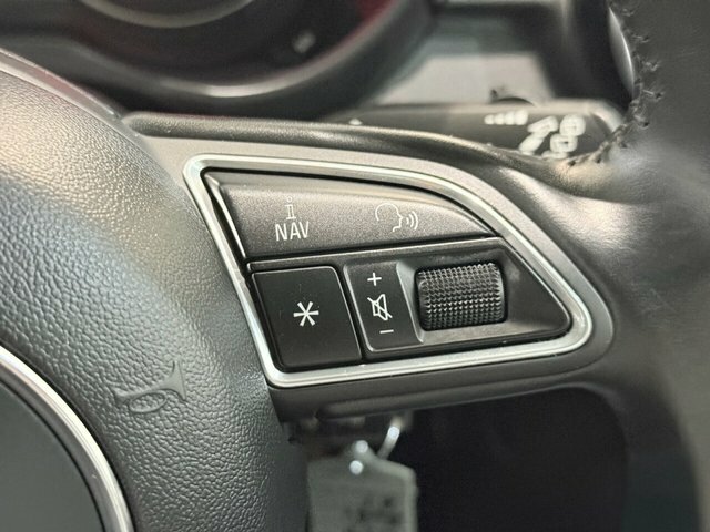 Audi A1 Audi A1 S Line Nav 1.4 Tfsi 125 Ps 6-Speed White #24