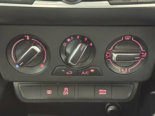 Audi A1 Audi A1 S Line Nav 1.4 Tfsi 125 Ps 6-Speed White #26