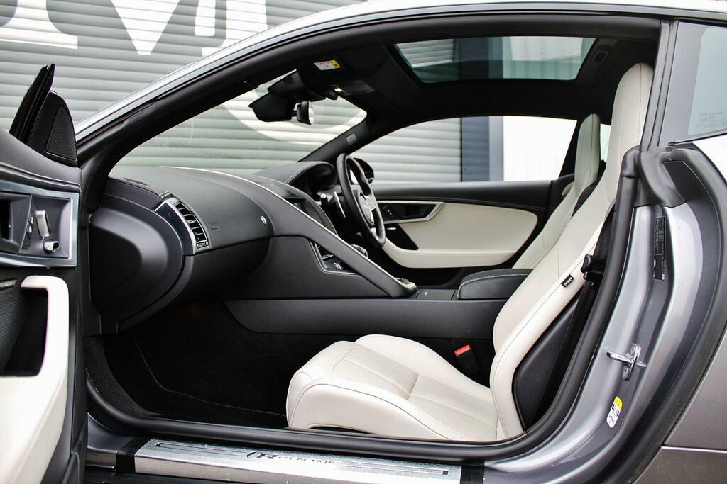 Jaguar F-Type 5.0 P450 Sc V8 First Edition Awd Black #23