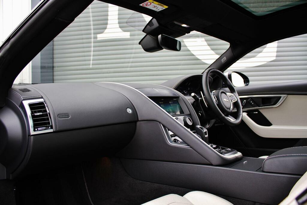 Jaguar F-Type 5.0 P450 Sc V8 First Edition Awd Black #24