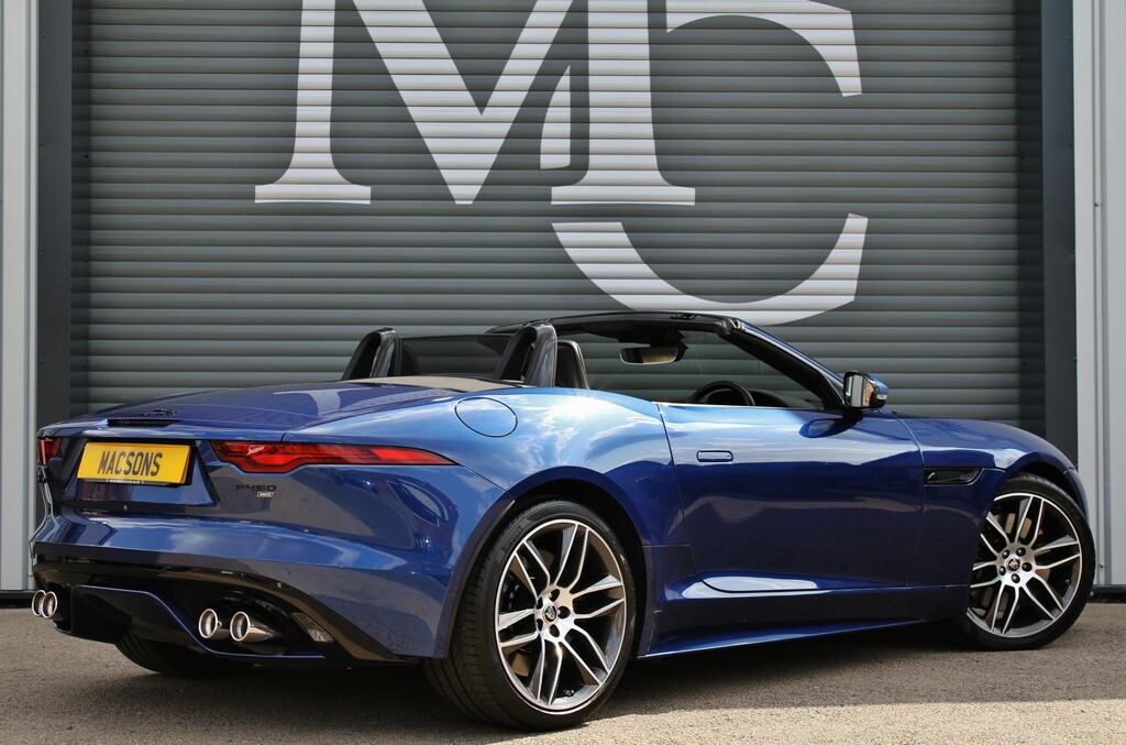 Jaguar F-Type 3.0 380 Sc V6 Chequered Flag White #12