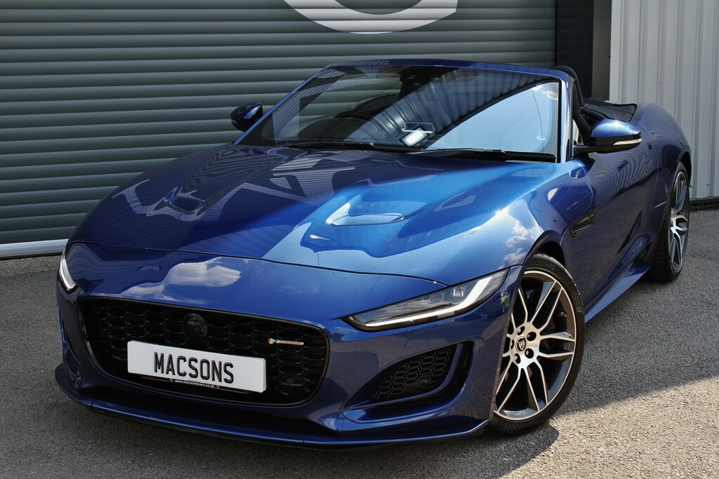 Jaguar F-Type 3.0 380 Sc V6 Chequered Flag White #31