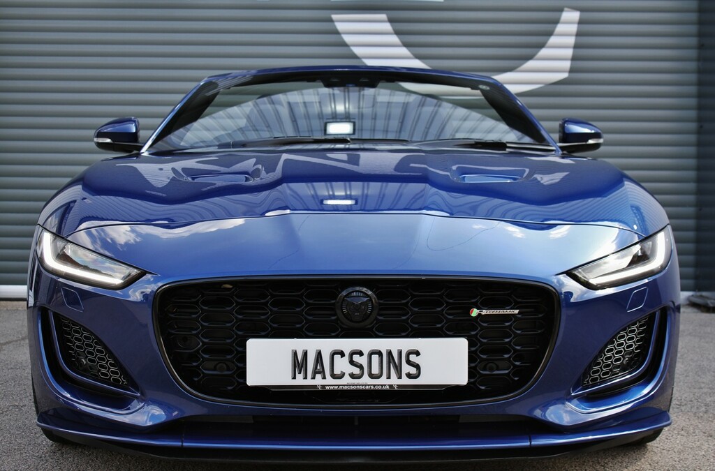 Jaguar F-Type 3.0 380 Sc V6 Chequered Flag White #35