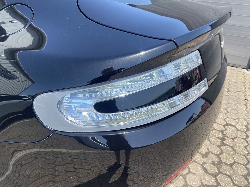 Aston Martin Vantage V8 Coupe Silver #26