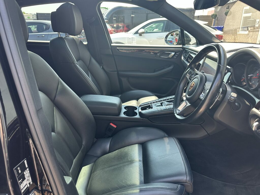 Porsche Macan 3.0T V6 S Pdk 4Wd 354 1 Pvt Owner, Fsh, Just St Black #17