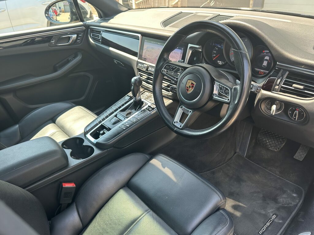 Porsche Macan 3.0T V6 S Pdk 4Wd 354 1 Pvt Owner, Fsh, Just St Black #15