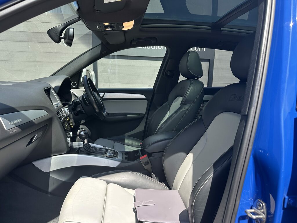 Audi SQ5 3L Null Blue #20