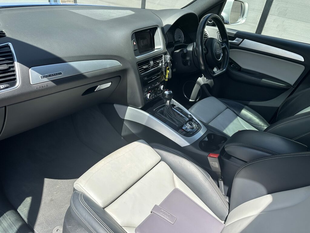 Audi SQ5 3L Null Blue #17