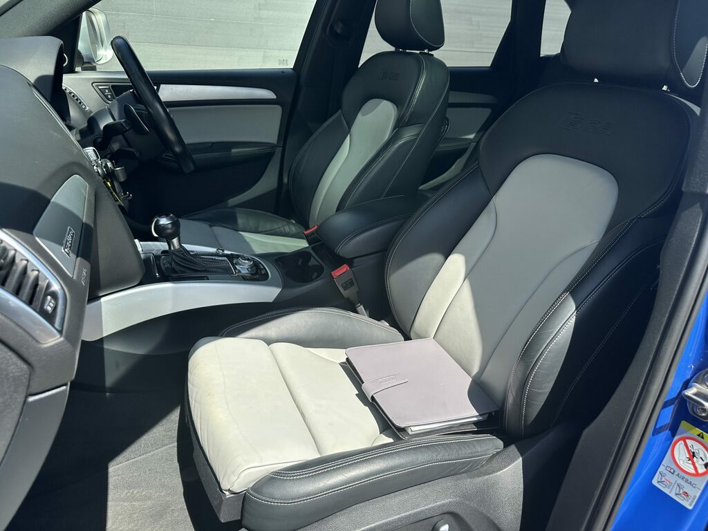 Audi SQ5 3L Null Blue #19