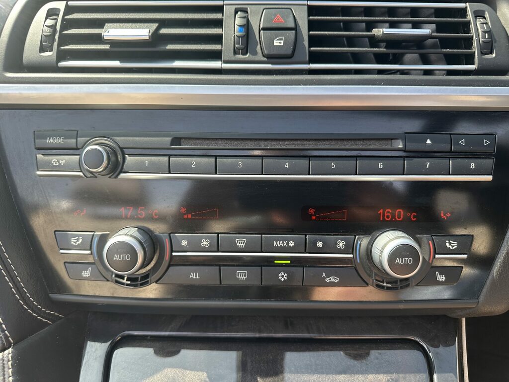 BMW 6 Series 640I Se Black #34