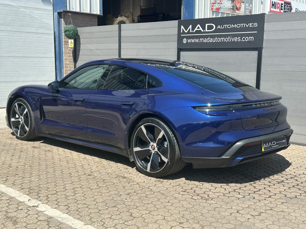 Porsche Taycan #5