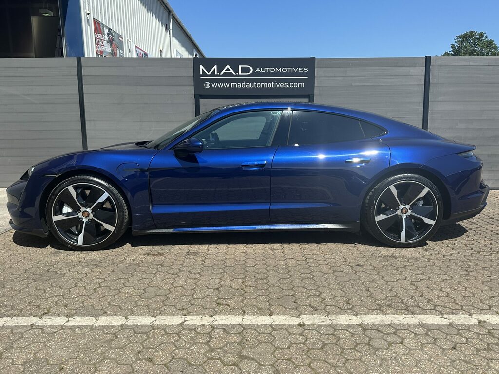 Porsche Taycan #4