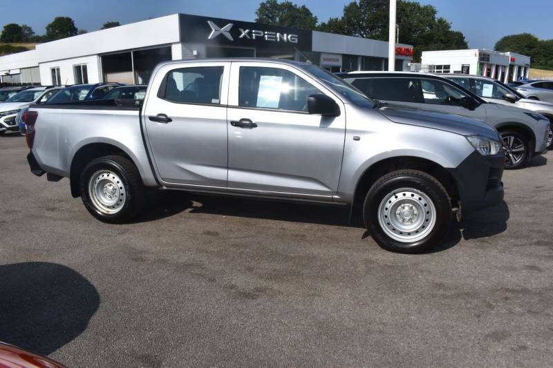 Isuzu D-Max 1.9 Td Utility 4Wd Euro 6 Ss - 2021 71 WA71YUW Silver #2