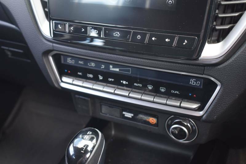 Isuzu D-Max 1.9 Td V-cross 4Wd Euro 6 S S 29 482 Car Det #14