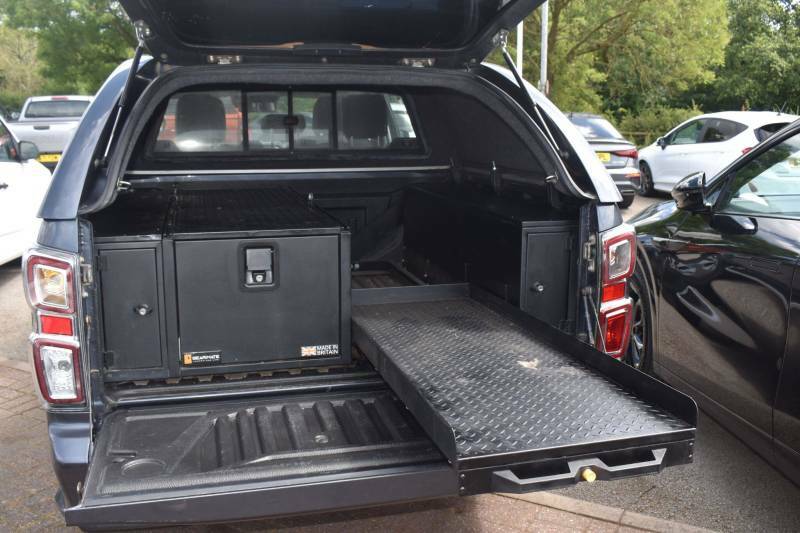 Isuzu D-Max 1.9 Td V-cross 4Wd Euro 6 S S 29 482 Car Det #2