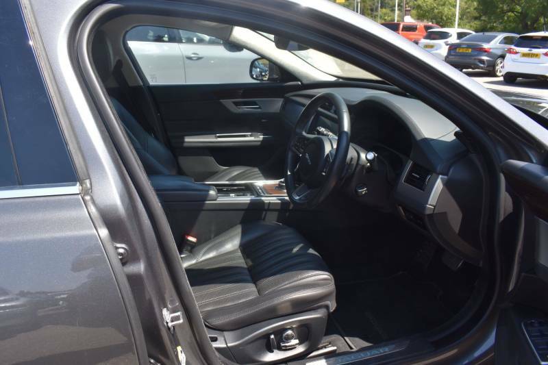 Jaguar XF 2.0I Portfolio Sportbrake Euro 6 Ss Grey #5