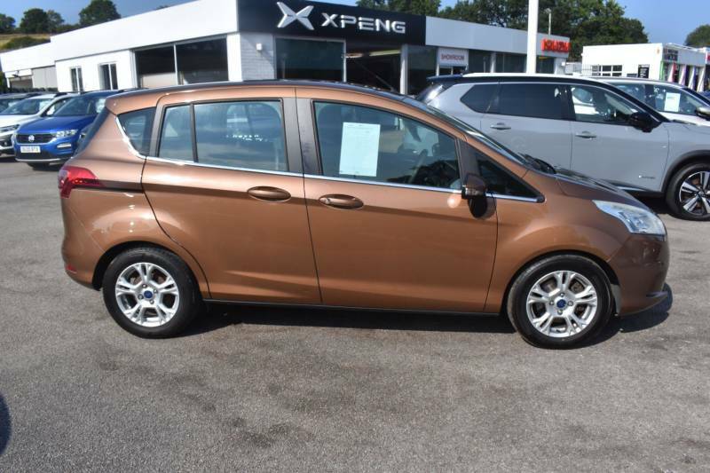 Ford B-Max 1.6 Zetec Powershift Euro 5 - 2013 63 Gold #4