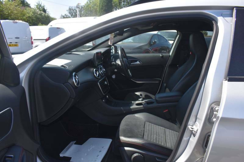 Mercedes-Benz GLA Class 2.1 Gla220 Cdi Amg Line Suv 7G-dct 4Mat KM15BZC Silver #4