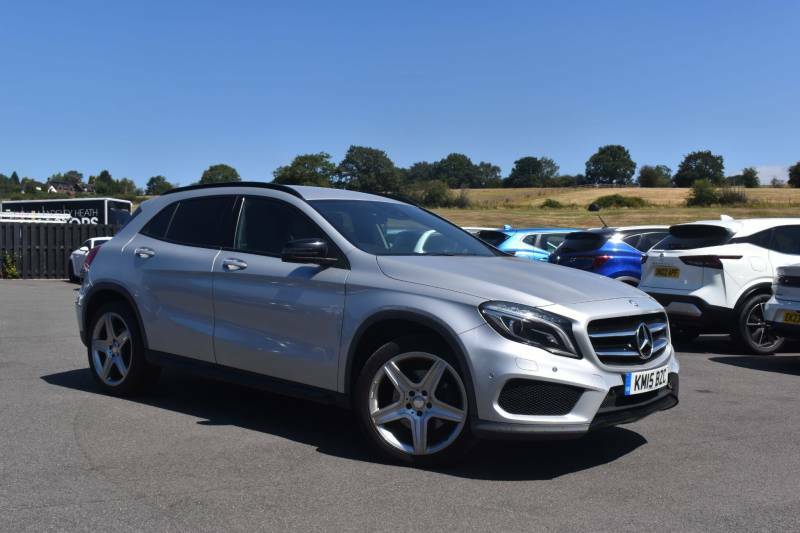 Mercedes-Benz GLA Class 2.1 Gla220 Cdi Amg Line Suv 7G-dct 4Mat Silver