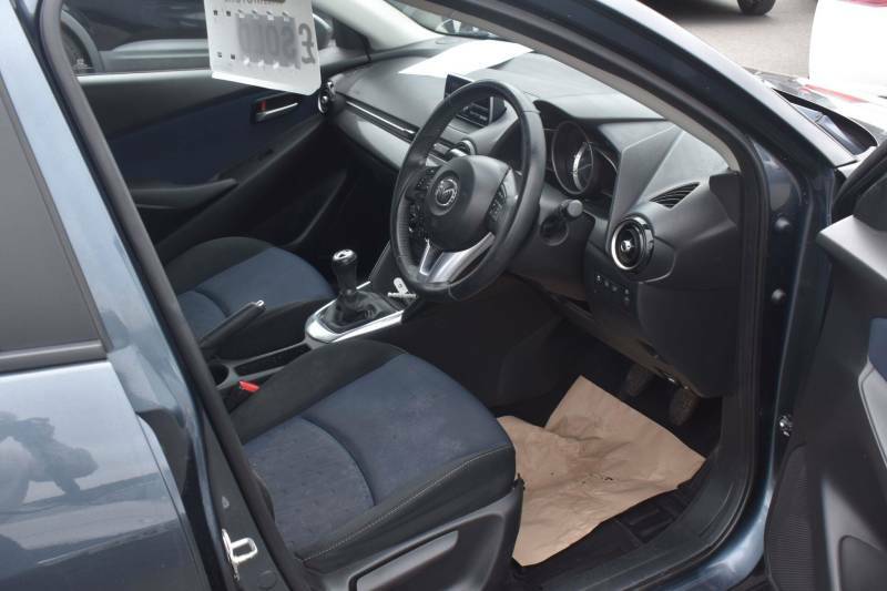 Mazda 2 1.5 Skyactiv-g Se-l Hatchback Eu LL65VKR Grey #5