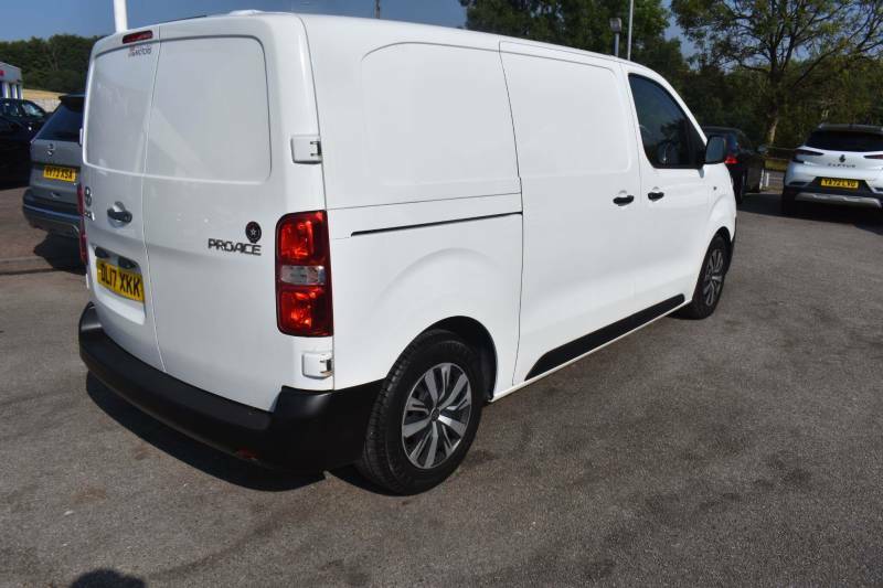 Toyota PROACE 1.6D Medium Panel Van Mwb Euro 6 Ss 6Dr White #3