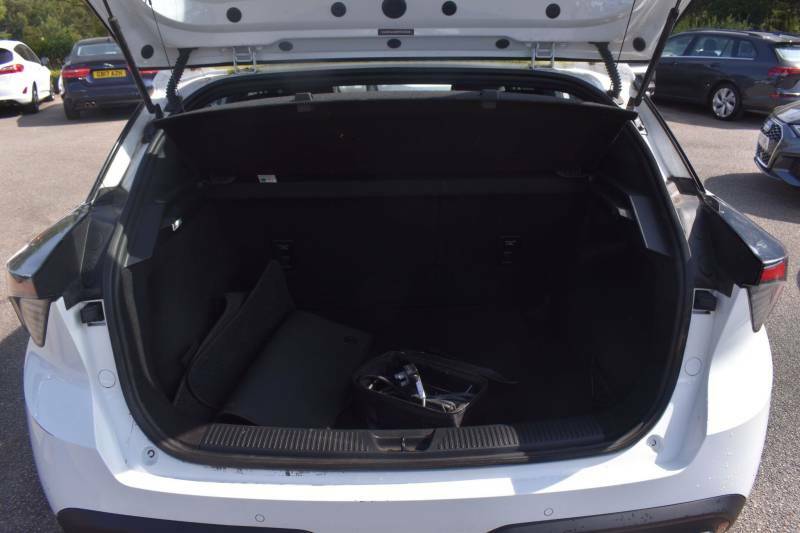 MG MG4 51Kwh Se White #4
