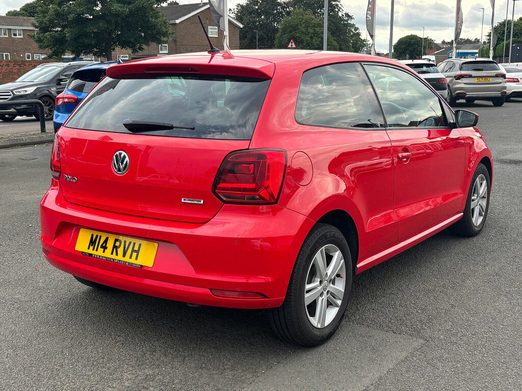 Volkswagen Polo Match Red #6