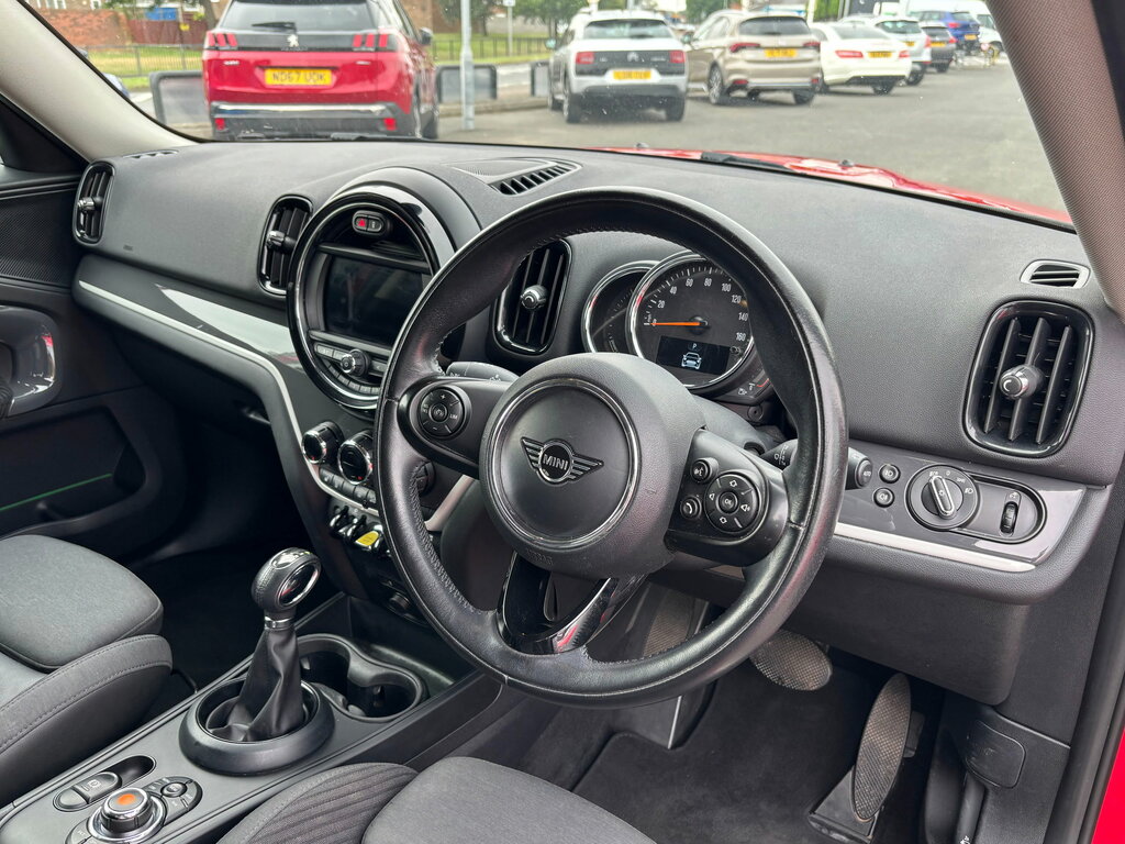 Mini Countryman 1.5 Cooper Sport Suv All4 136 Ps Grey #17
