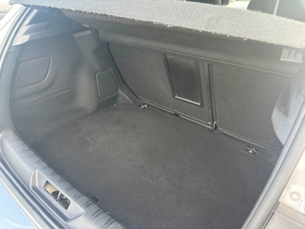 Peugeot 308 308 Hatchback Grey #4