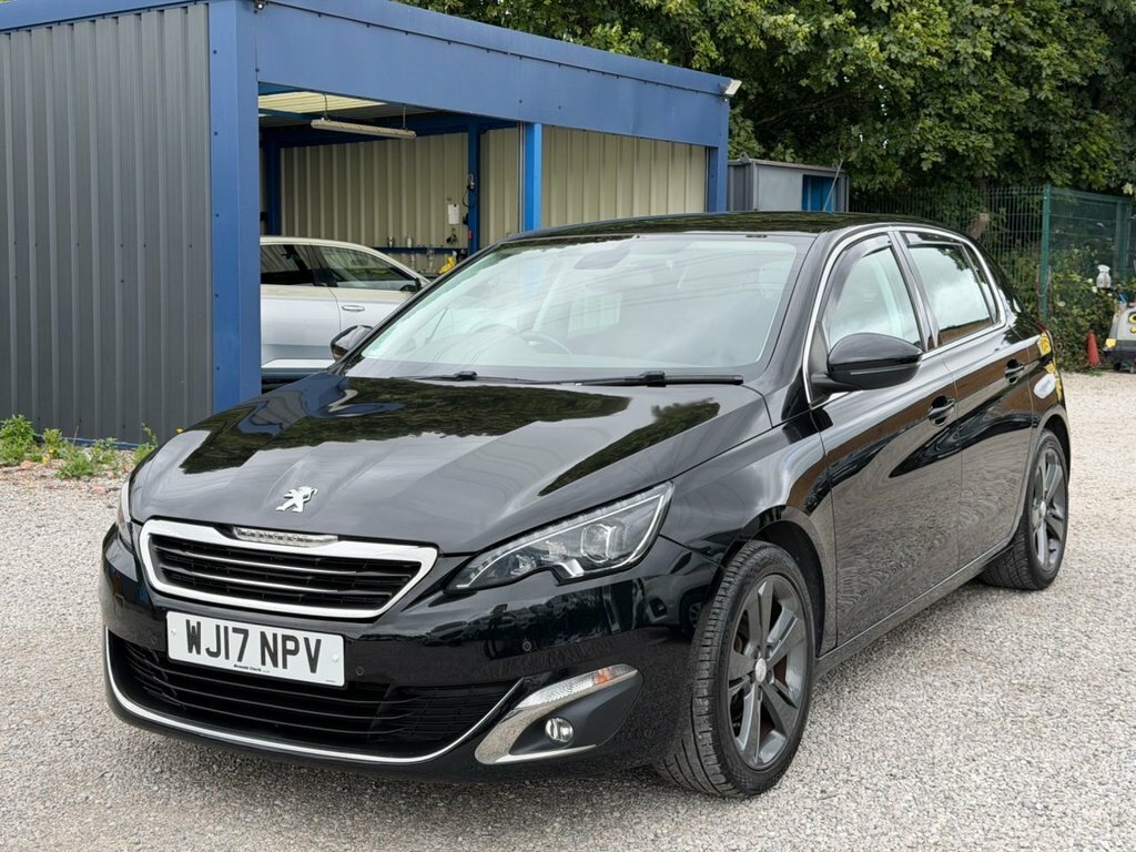 Peugeot 308 1.2L Allure Black #2