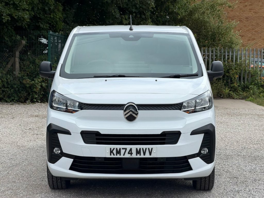 Citroen Dispatch 1.5L Driver Xl 6Dr White #4
