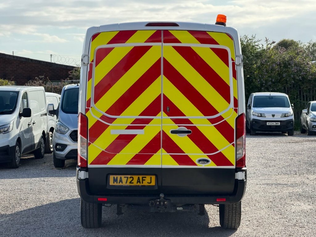 Ford Transit Custom 2L Leader MA72AFJ White #3