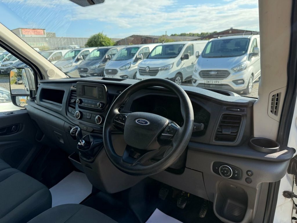 Ford Transit Custom 2L Leader MA72AFJ White #5
