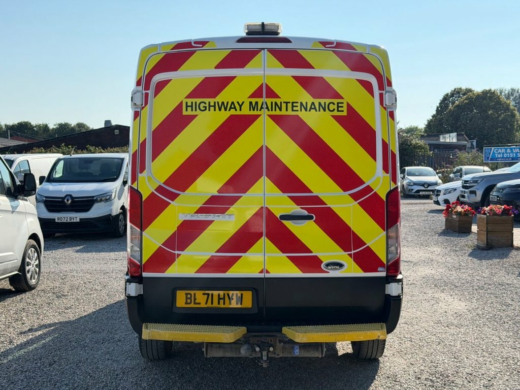 Ford Transit Custom 2L Leader BL71HYW White #3