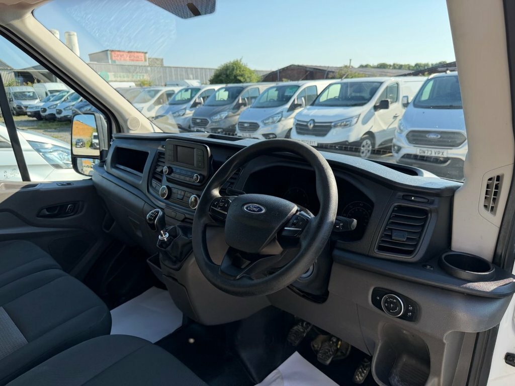 Ford Transit Custom 2L Leader BL71HYW White #5