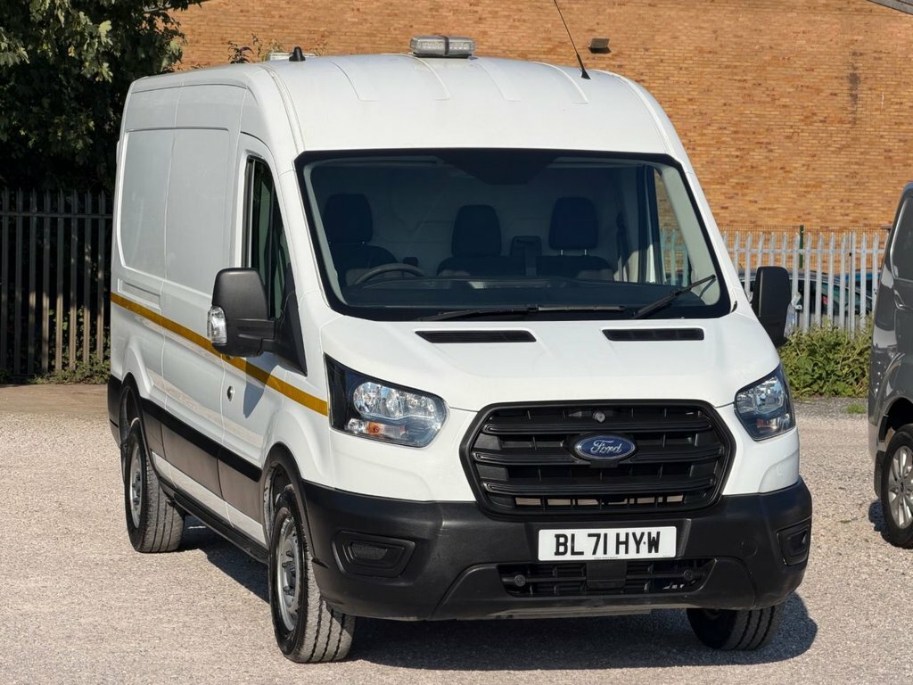 Ford Transit Custom 2L Leader BL71HYW White #5