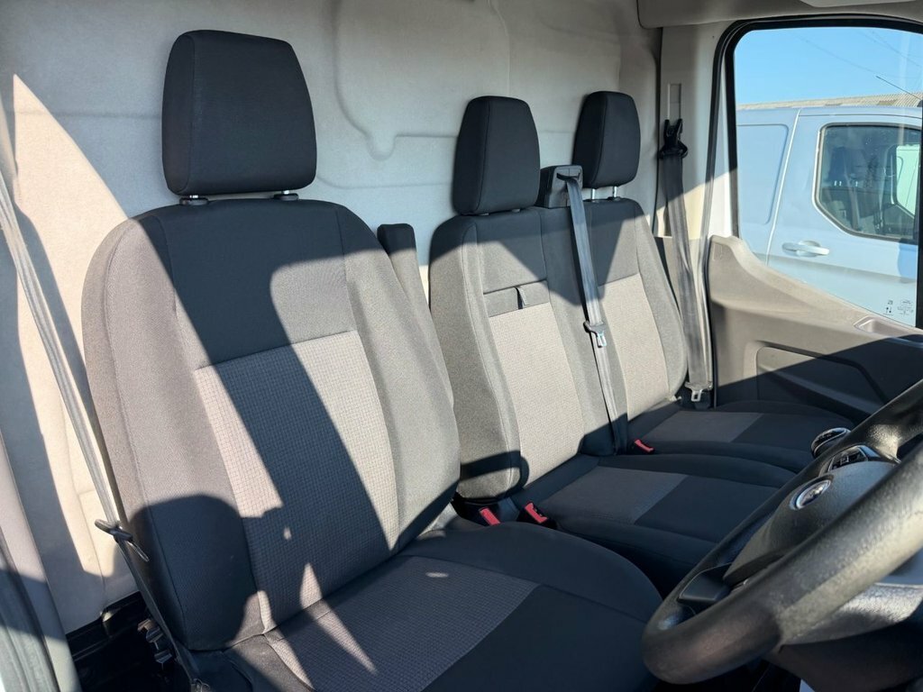 Ford Transit Custom 2L Leader BL71HYW White #6