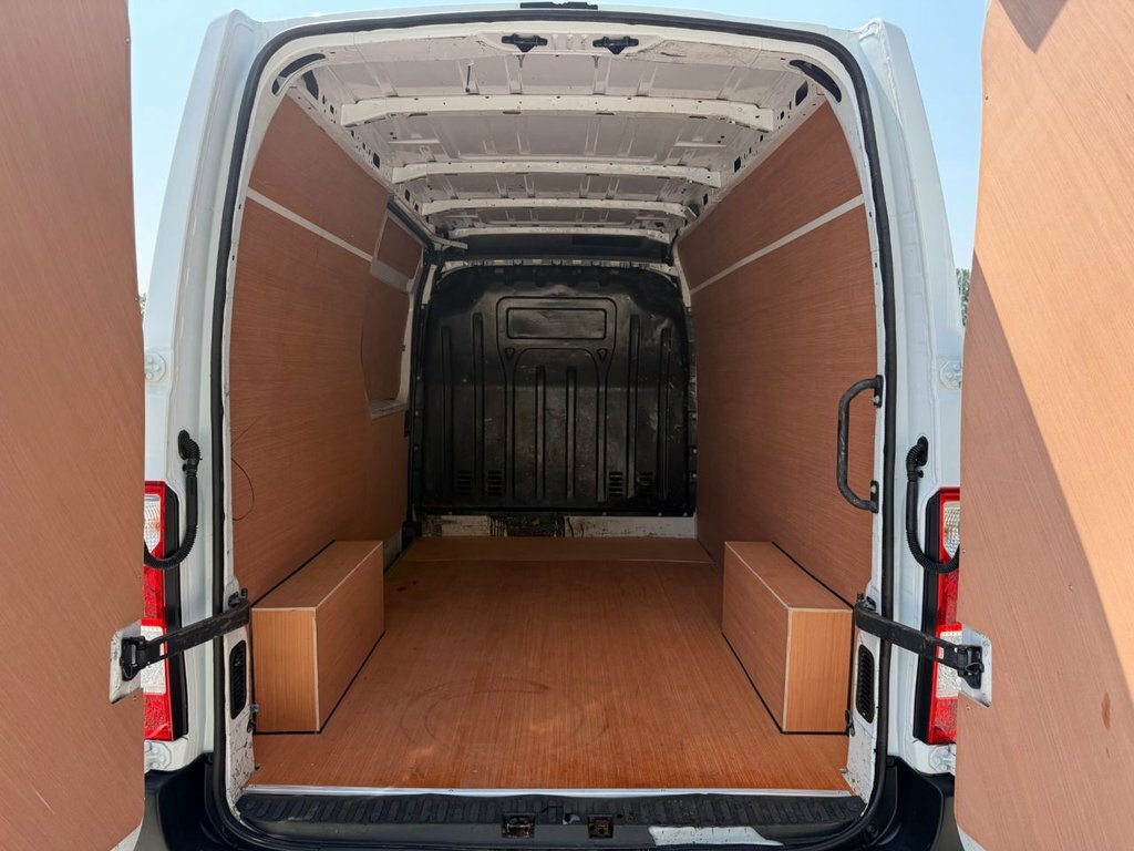 Renault Master 2.3L Business MM23FPT White #6
