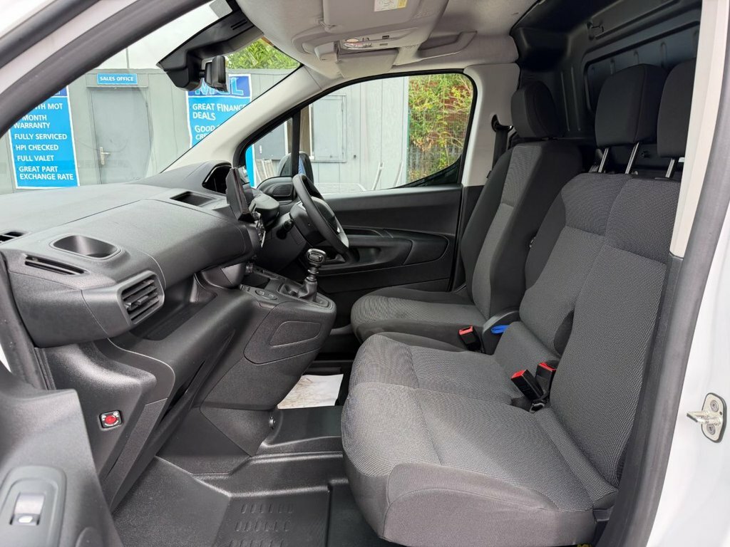 Peugeot Partner 950 1.5 Bluehdi 100 Professional Premium Van White #29