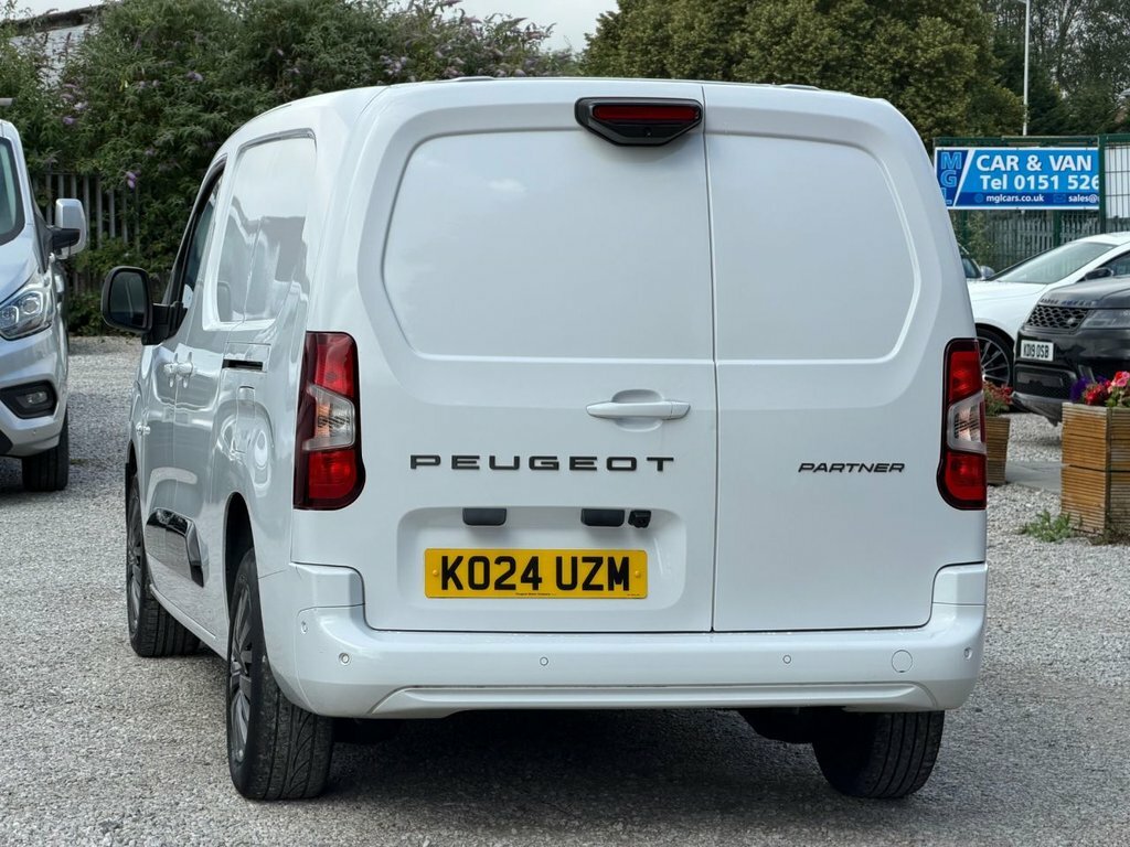 Peugeot Partner 950 1.5 Bluehdi 100 Professional Premium Van White #10