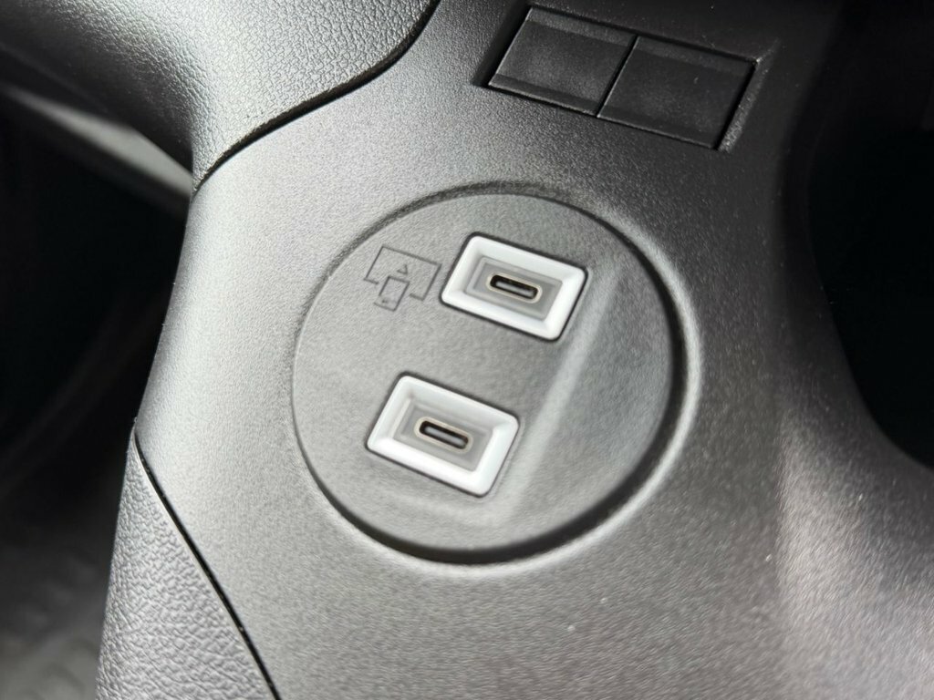 Peugeot Partner 950 1.5 Bluehdi 100 Professional Premium Van White #37