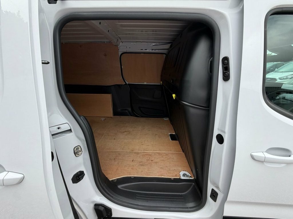 Peugeot Partner 950 1.5 Bluehdi 100 Professional Premium Van White #20