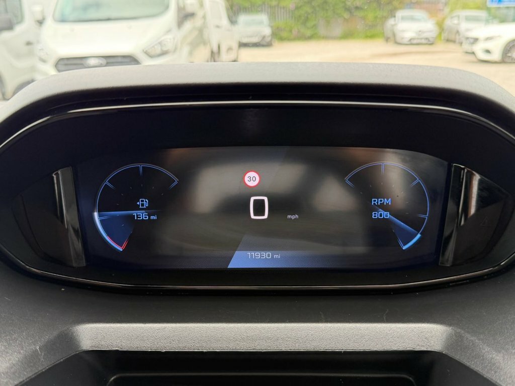 Peugeot Partner 950 1.5 Bluehdi 100 Professional Premium Van White #34