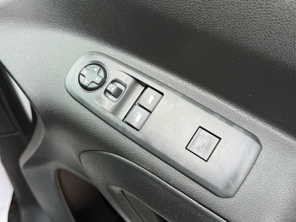 Peugeot Partner 950 1.5 Bluehdi 100 Professional Premium Van White #33