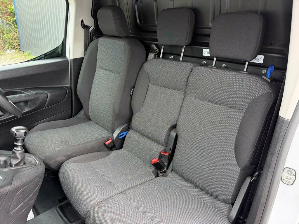 Peugeot Partner 950 1.5 Bluehdi 100 Professional Premium Van White #28