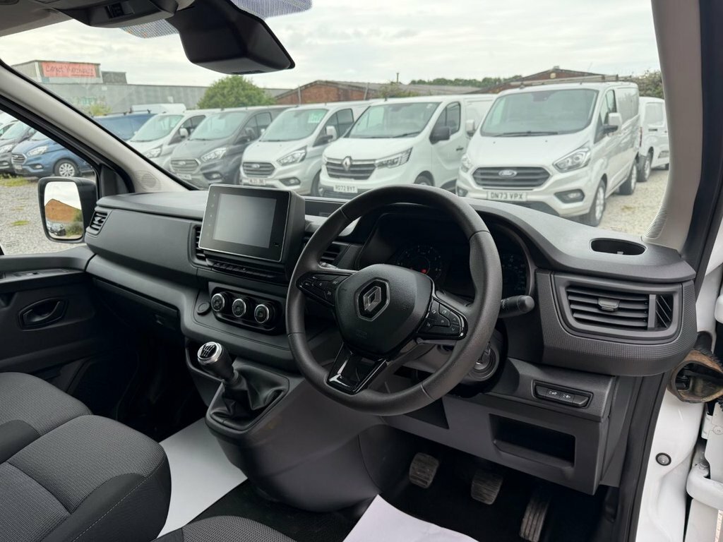 Renault Trafic 2L Advance HN73OVR White #5