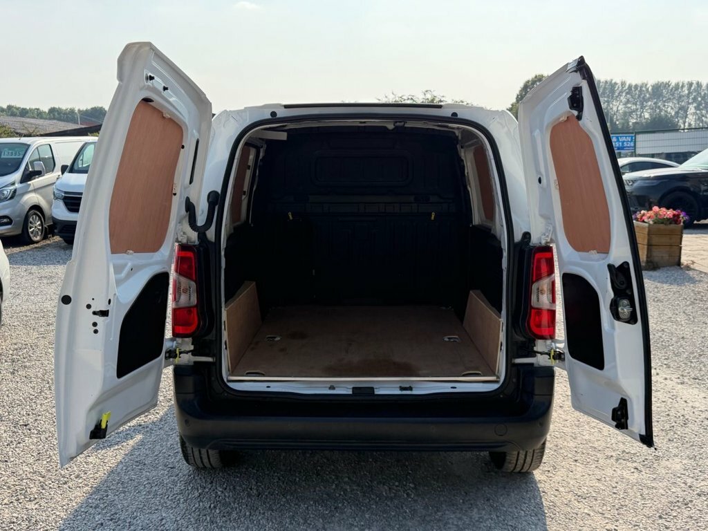 Citroen Berlingo Grey #19
